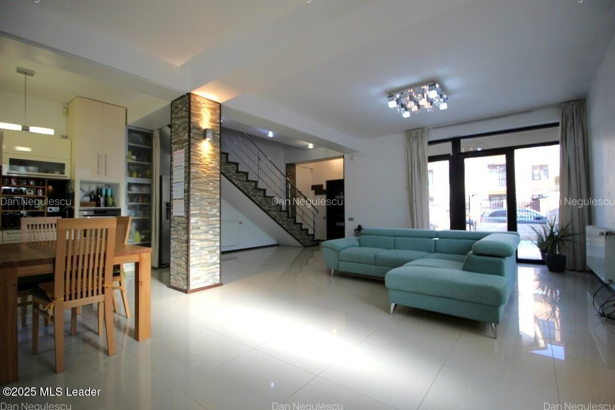 Popesti-Leordeni, Sf. Agnes, vila 2010, p+1+m, 216 mp, curte 138 mp! - 43