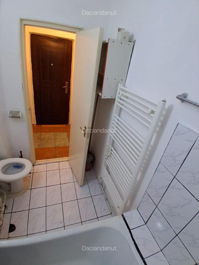 Garsoniera de vanzare - 6