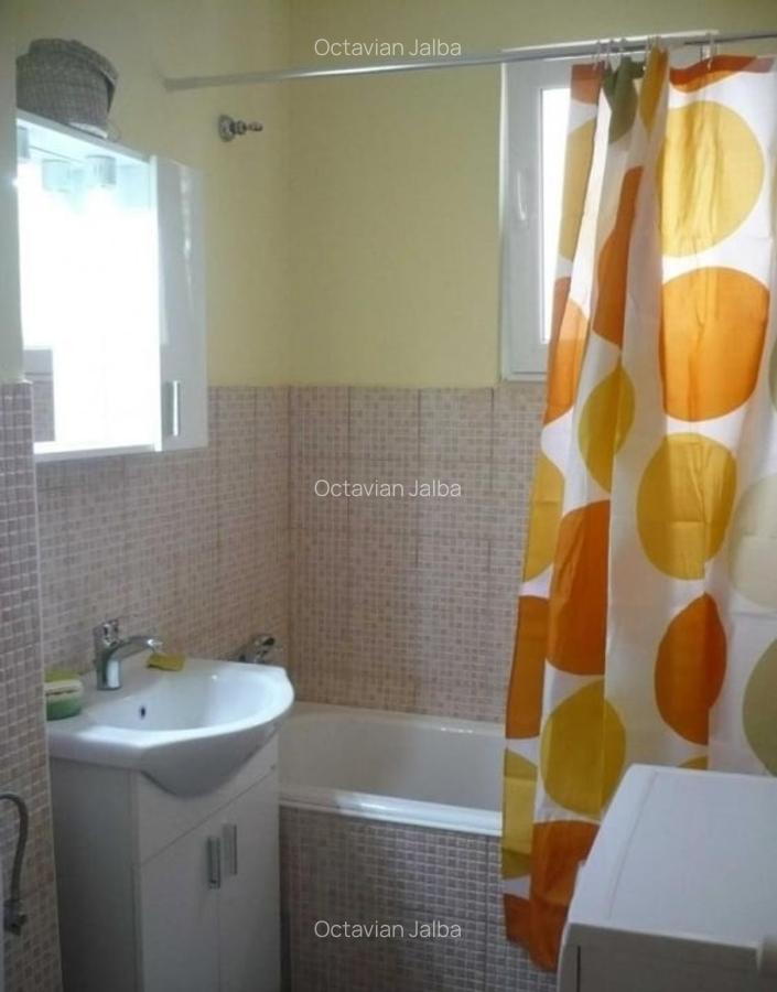 Apartament de 2 camere, loc de parcare, 5 minute de metrou, zona Titan - 6