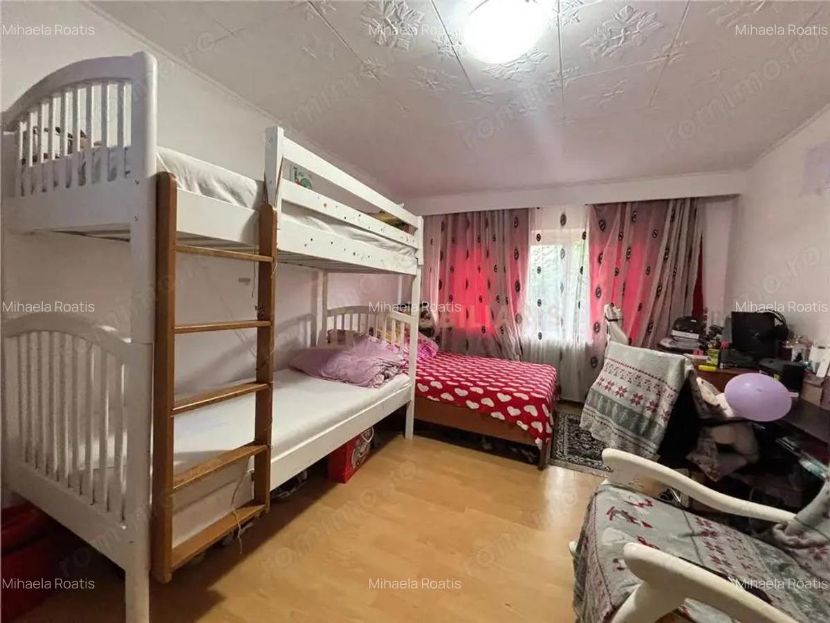 Apartament 3 camere zona Petru Rares - 2
