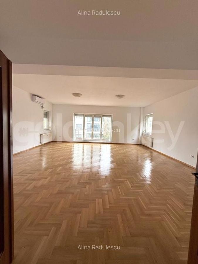 Apartament cu 3 camere potrivit pentru birou cat si pentru rezidenta - 3