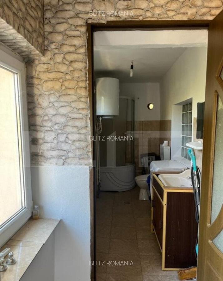 Casa 50mp, pe un teren de 1000mp, in Leamna de Jos - 3