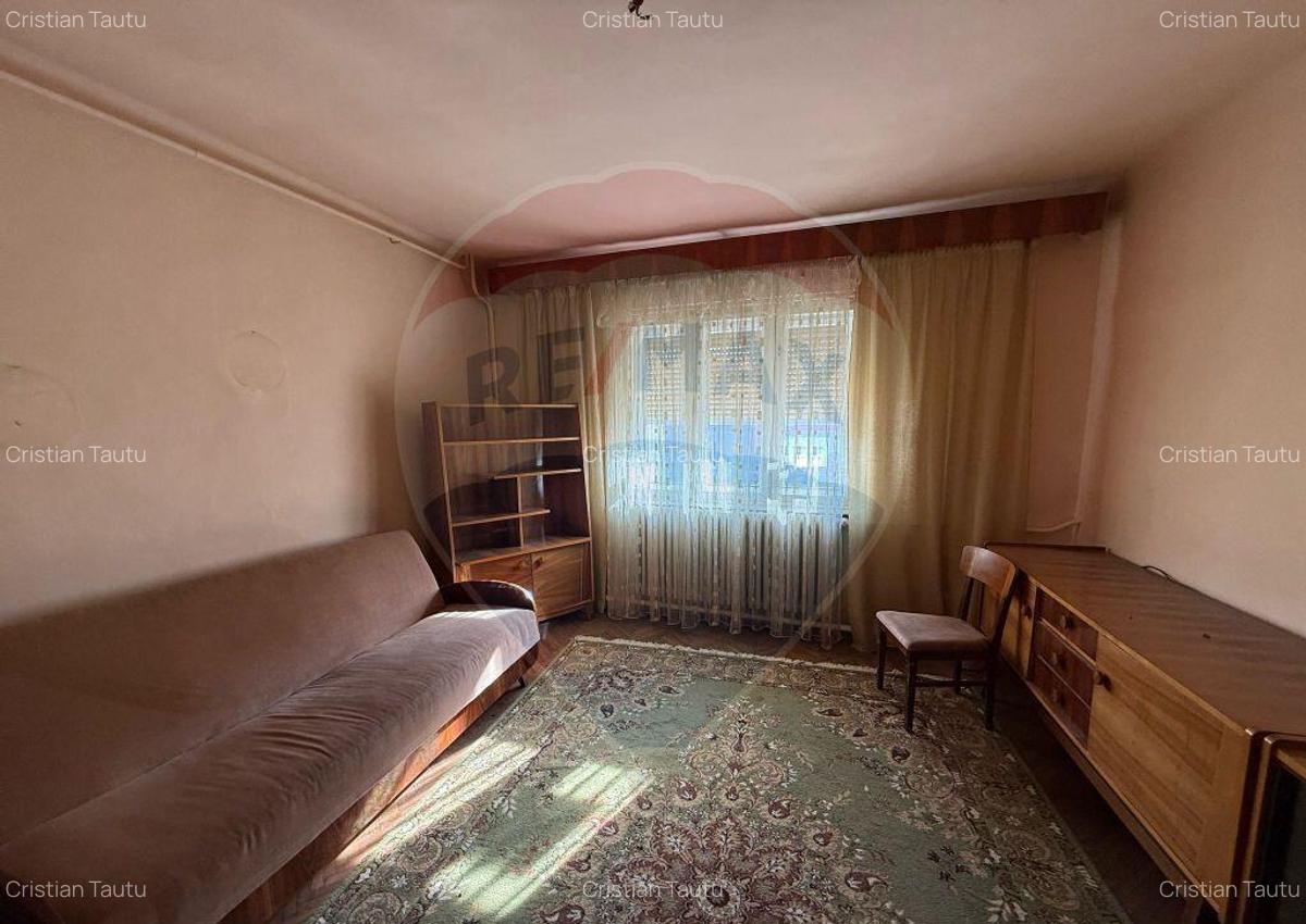 De vanzare Casa cu 3 camere + teren 439mp in Beiu? - 6