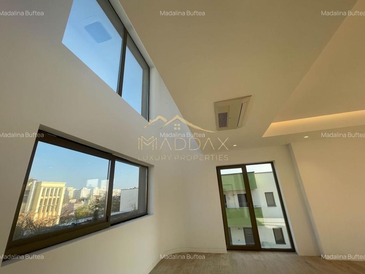 Apartament cu 4 camere decomandat în Ștefan cel Mare - 2