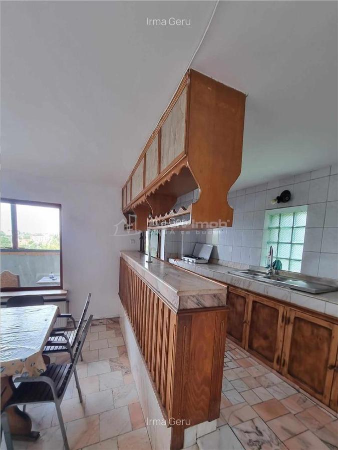 Casa vila 15 camere - Bartolomeu - se accepta muncitori - 1