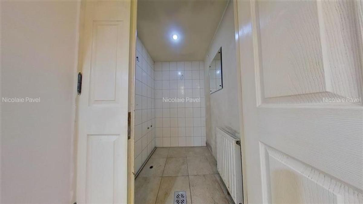 Spațiu comercial, 44 mp în Central - 4