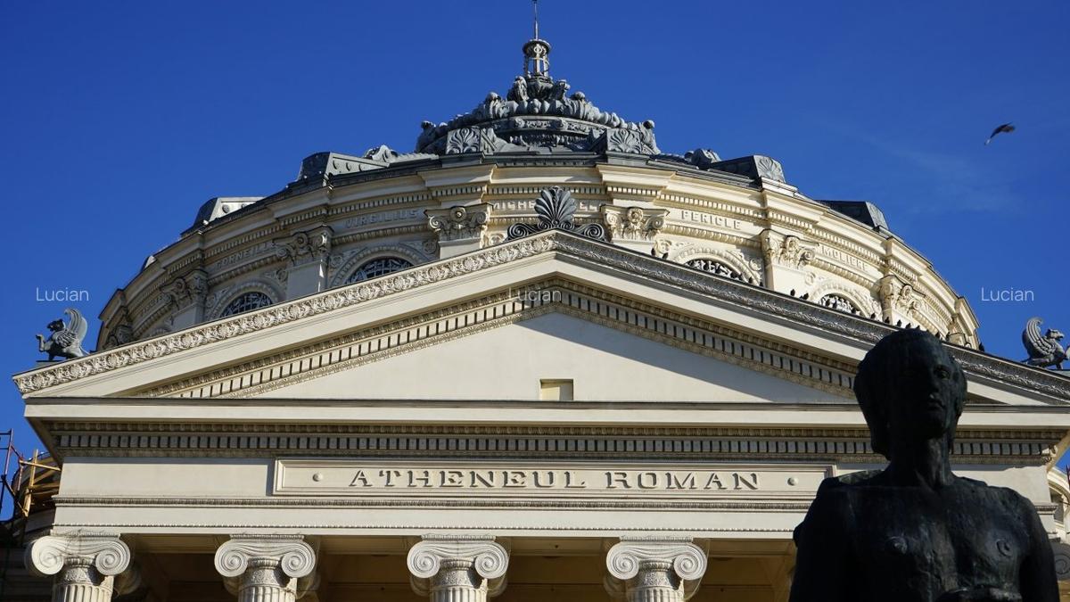 Garsoniera ultracentrala, mob., etaj 7, bloc solid, termoizolat, langa  Cismigiu - 24