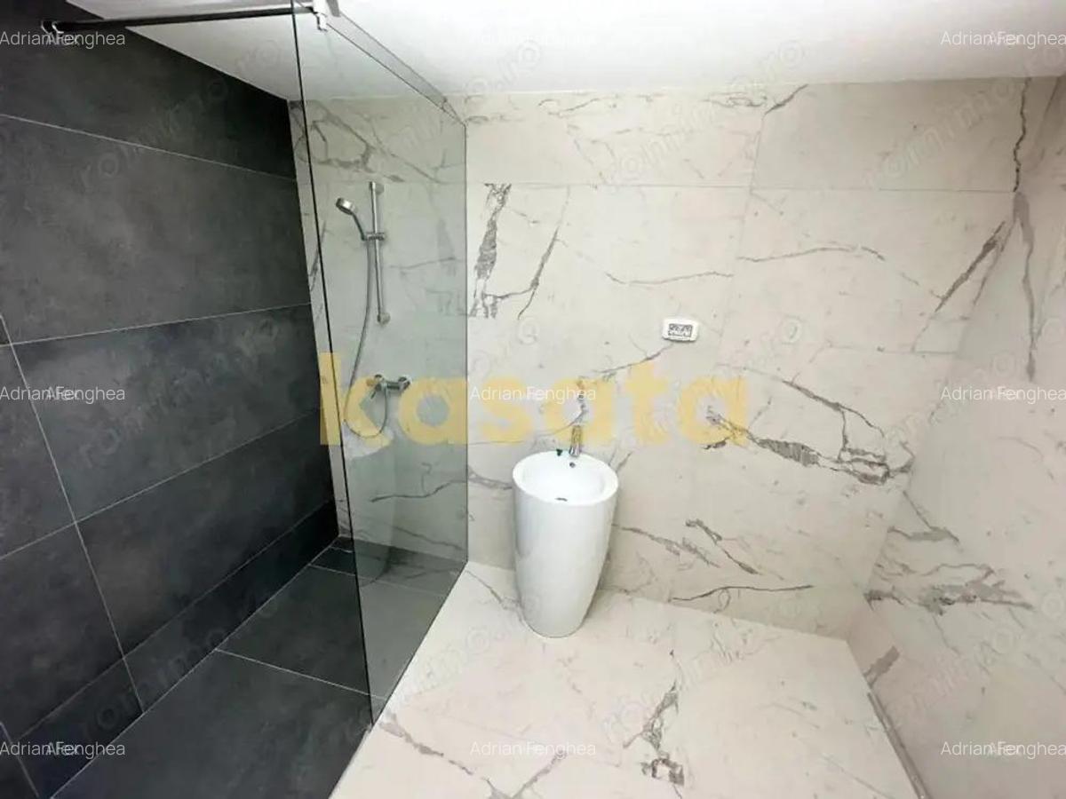 Spatiu Comercial in Win Herastrau | 2 Etaje | Terasa | - 11