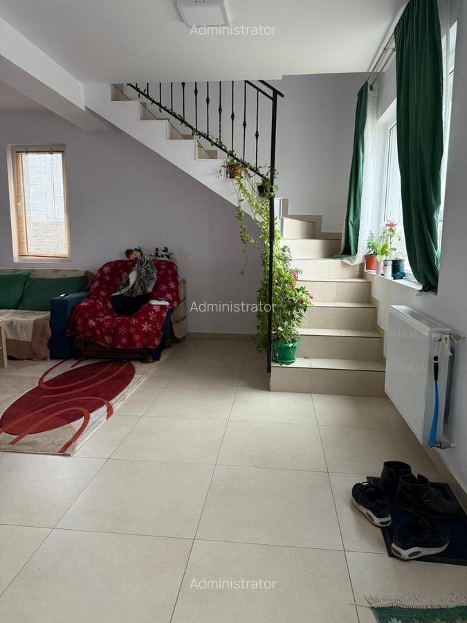 VANZARE CASA INDIVIDUALA COM BERCENI - 1