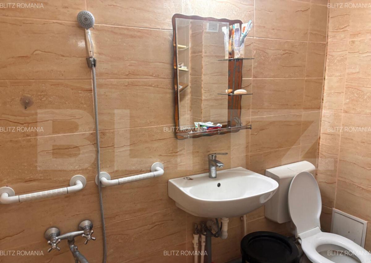 Apartament 2 camere, decomandat Micro 2 | Sta?ie autobu - 13