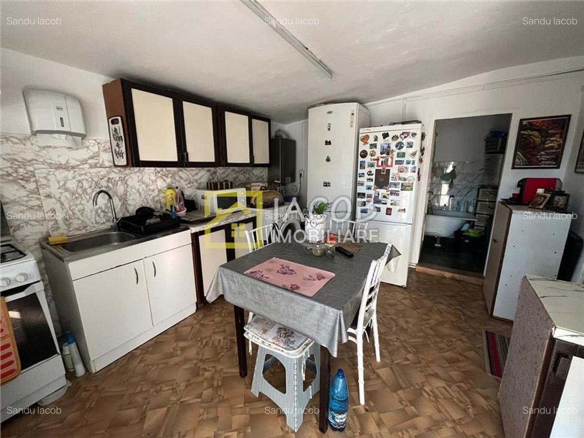 Casa pe parter cu 1010 mp teren, magazie, beci, strada Bucegi, Bacau - 12