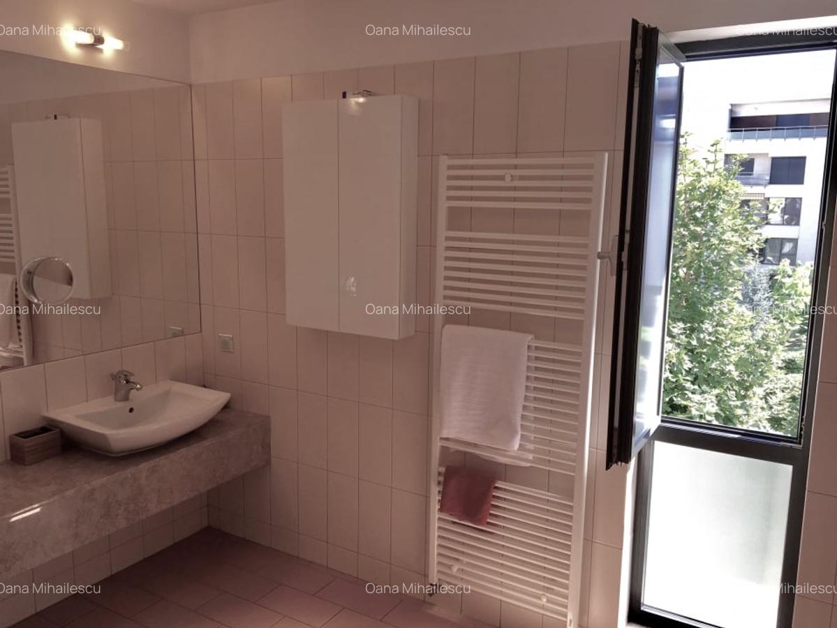 Apartament cu trei camere si doua locuri de parcare, in Baneasa Rezidential - 9