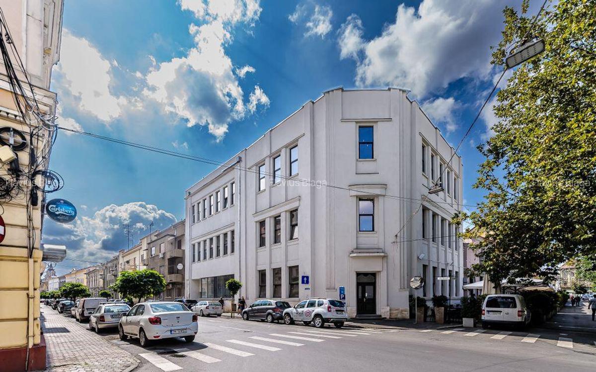 Cladire ultracentrala de vanzare Bulevardul Decebal Co... - 5 Cladire ultracentrala de vanzare Bulevardul Decebal Co... - 5