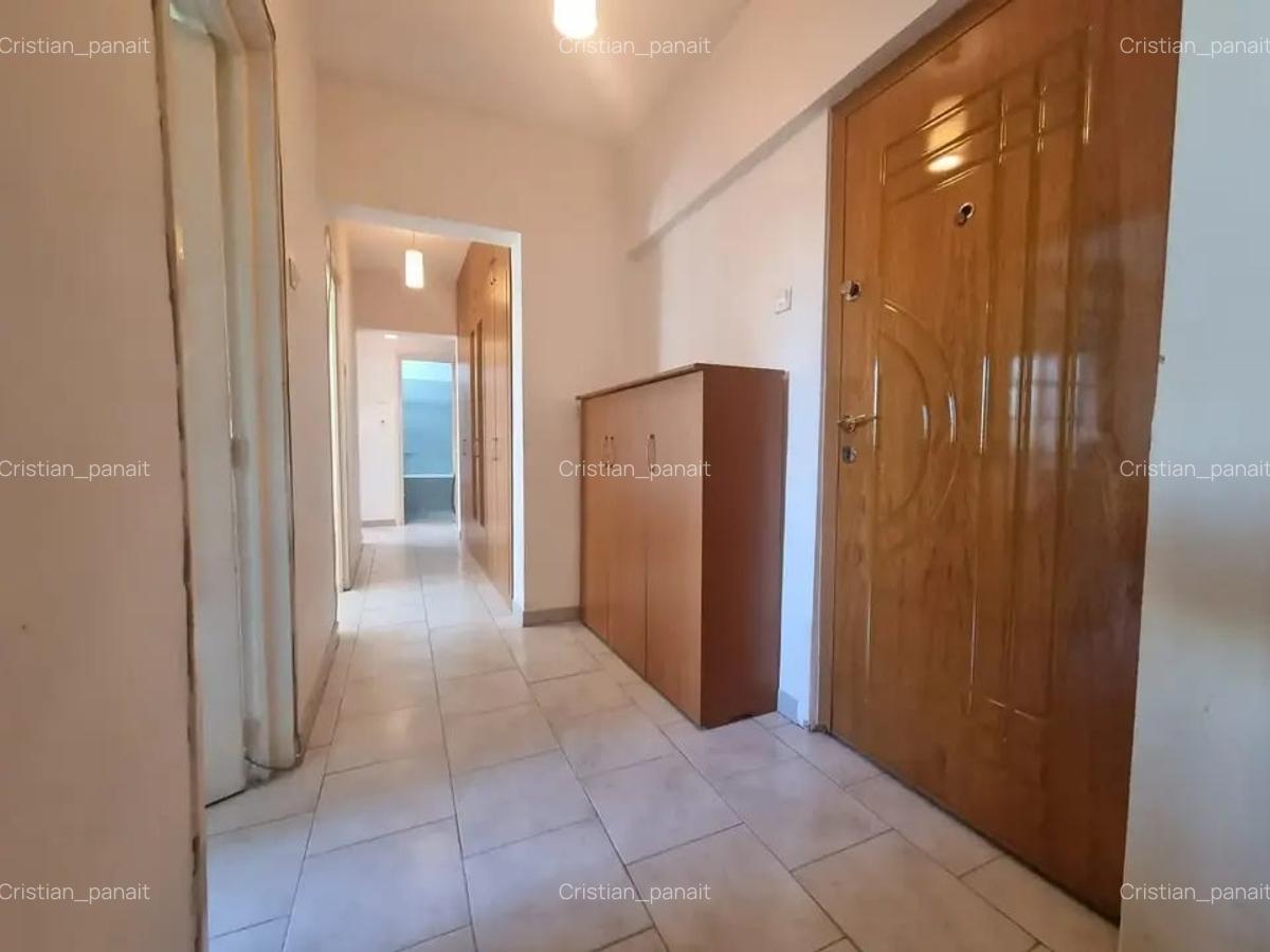 Apartament 3 camere  bd.Obregia-Sanitare si Electrice schimbate - 5 Apartament 3 camere  bd.Obregia-Sanitare si Electrice schimbate - 5