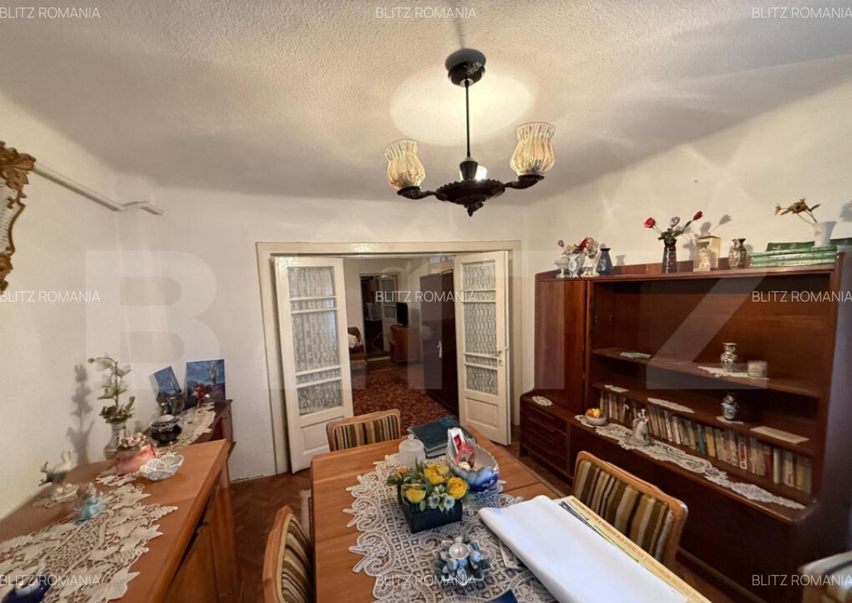 Casa 3 camere, 100 mp, strada Petru Cercel - 1
