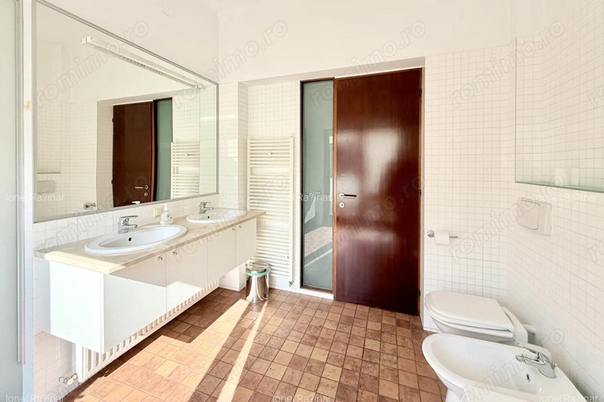 Vila superba | Cotroceni | 8 camere terasa ?i gradina - 20 Vila superba | Cotroceni | 8 camere terasa ?i gradina - 20