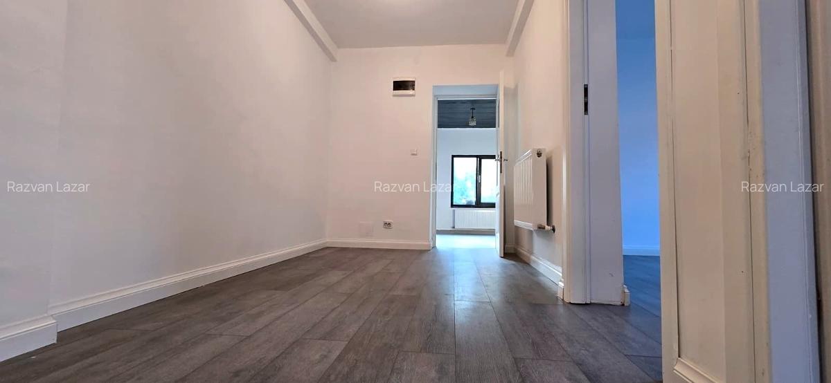 Casa individuala | 3 camere | Berceni - Ilfov | 374 mp teren - 11