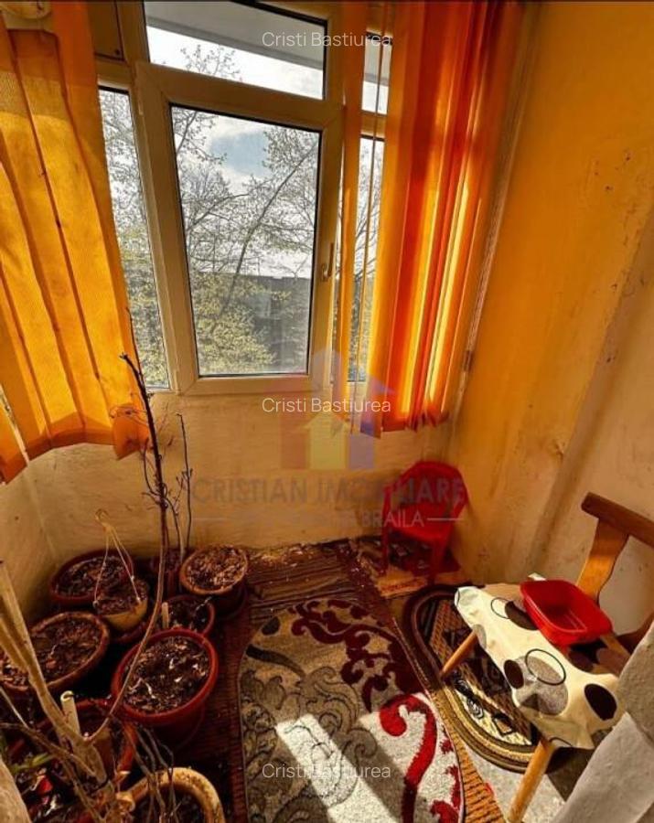 Apartament 3 camere zona Progresu ETAJ 3 - 5