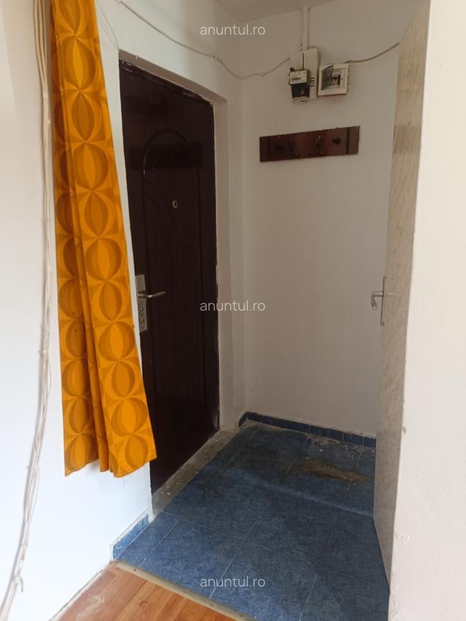 Berceni, Piata Resita - 9