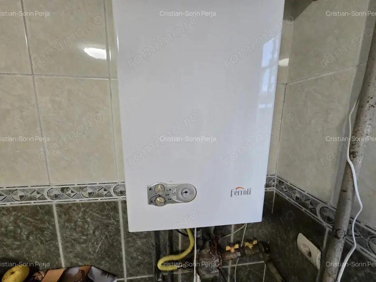 Casa ?i teren intravilan in suprafa?a de 1730 mp, Maracineni - 10