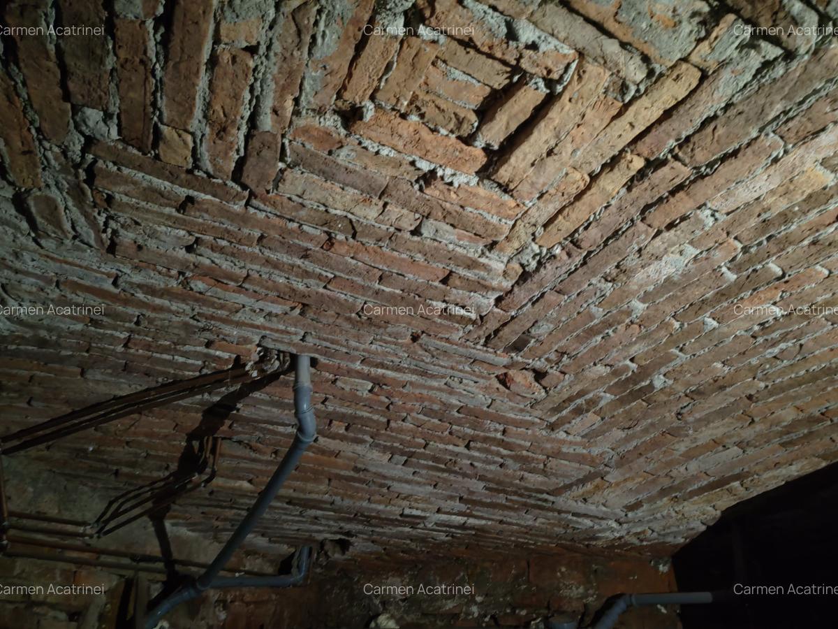 Casa 5 camere libera la vanzare SACELE - ELECTOPRECIZIA - 23