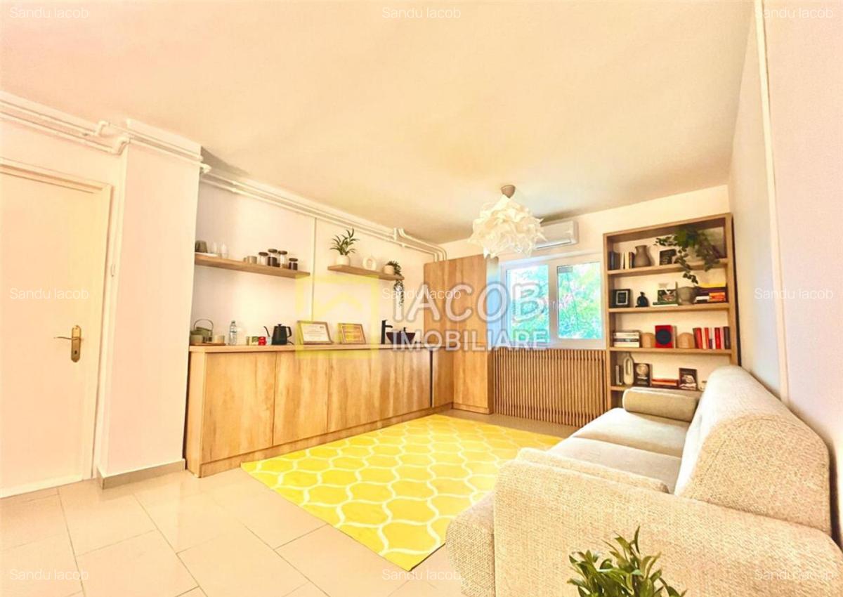 Spatiu birouri, zona Ana Ipatescu - Bistrita Lac, str. 1 Mai - 3