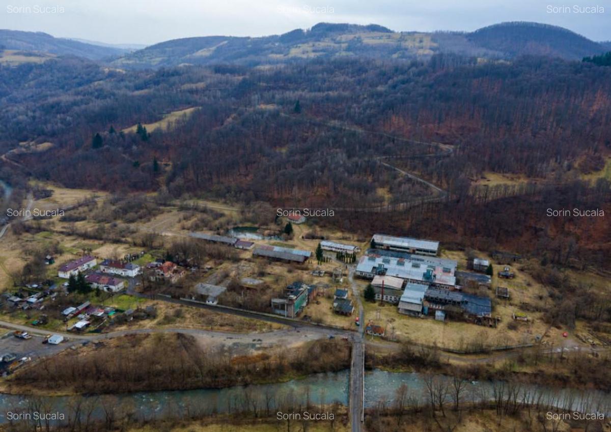 Teren ?i spa?ii industriale, com. Negreni, sat Bucea, jud. - 4