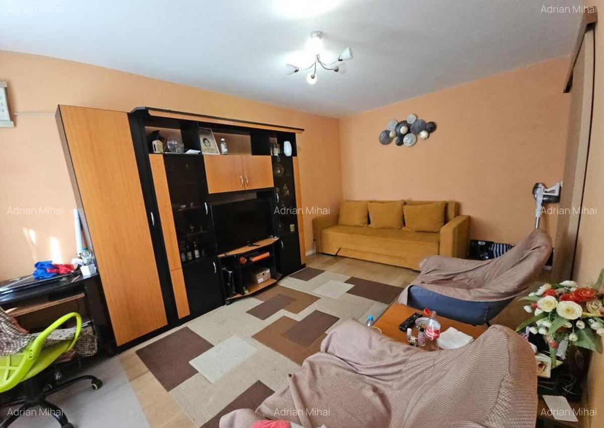 2 camere cf 1 Titan/1 Decembrie - 1