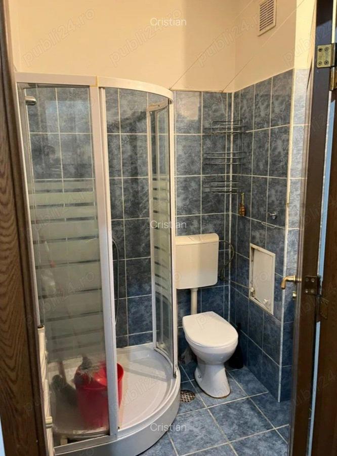 Inchiriez garsoniera in cartierul Gruia zona garii facultatea de litere 20 mp - 2