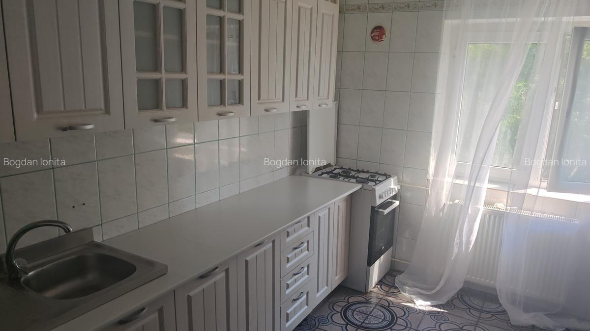 Apartament 2 Camere - Decomandat - Etaj 4/8 - Parc Sebastian - Bucuresti - 20