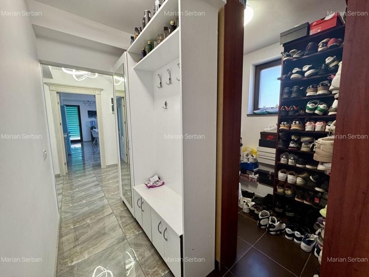 Berceni - VILĂ UNICAT, spațioasă, curte 1.000 mp, la 7 min metrou - 44