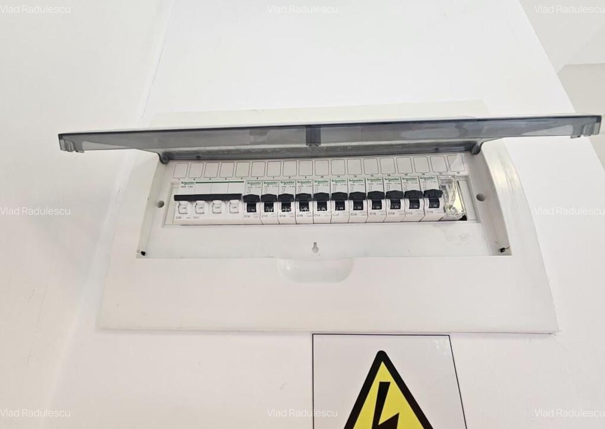 Cabinet medical | Spatiu Comercial de inchiriat | Pitesti, C - 8