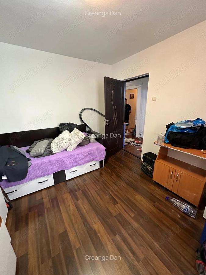 Vand 3 cam Decomandat comision 0,5 % - 2