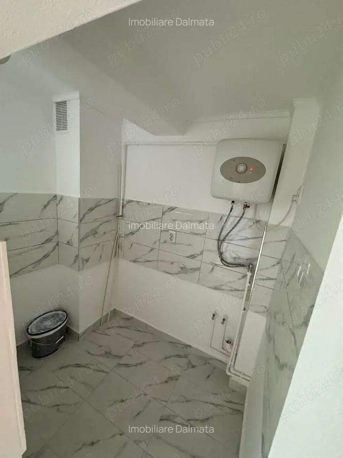 Garsoniera de vanzare , etaj 4 , Ostrovului , 27.000 euro negociabil - 2