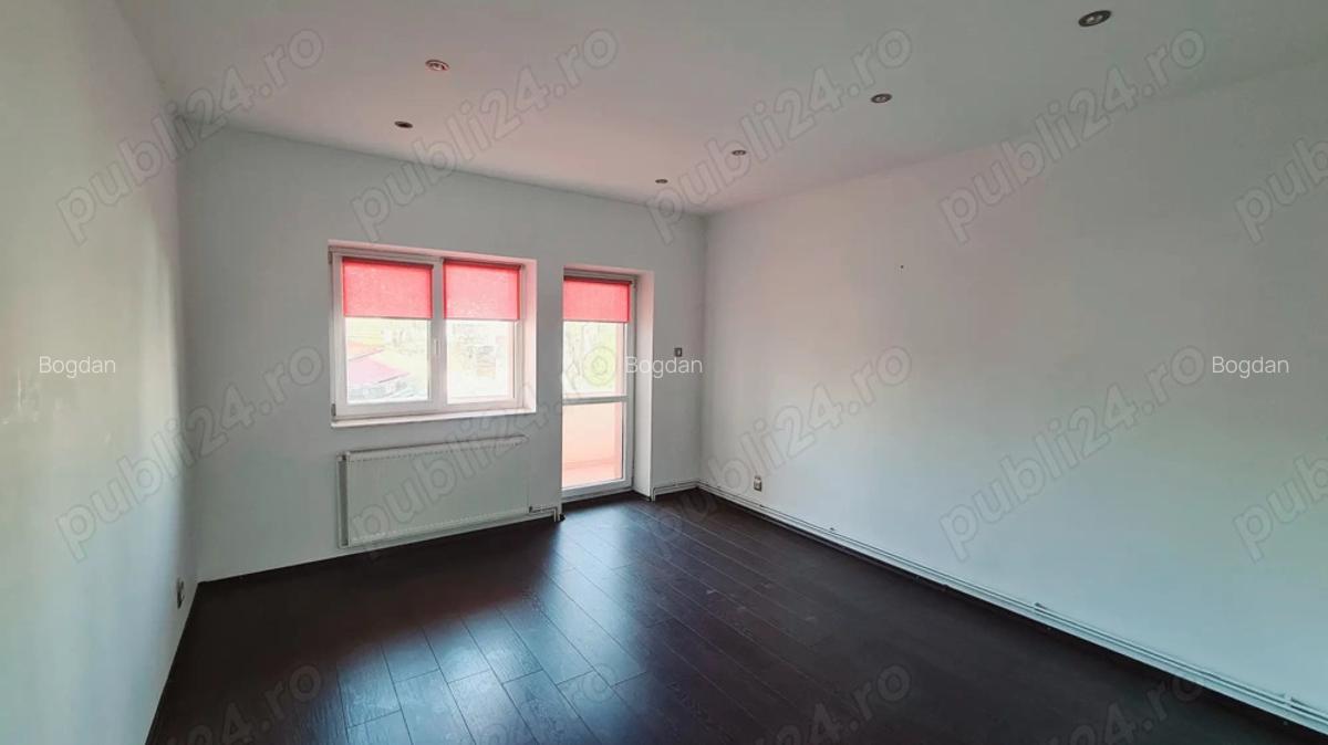 PROPRIETAR - apartament pretabil birouri,140 mp, etajul 1 in vila zona Bd. Mamaia - Universitate - 4