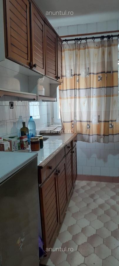 Dristor, metrou, etaj 4, bloc reabilitat - 10