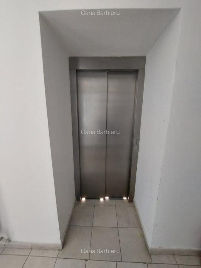 Bd. Mamaia , spatiu birouri, 47 mp. - 17