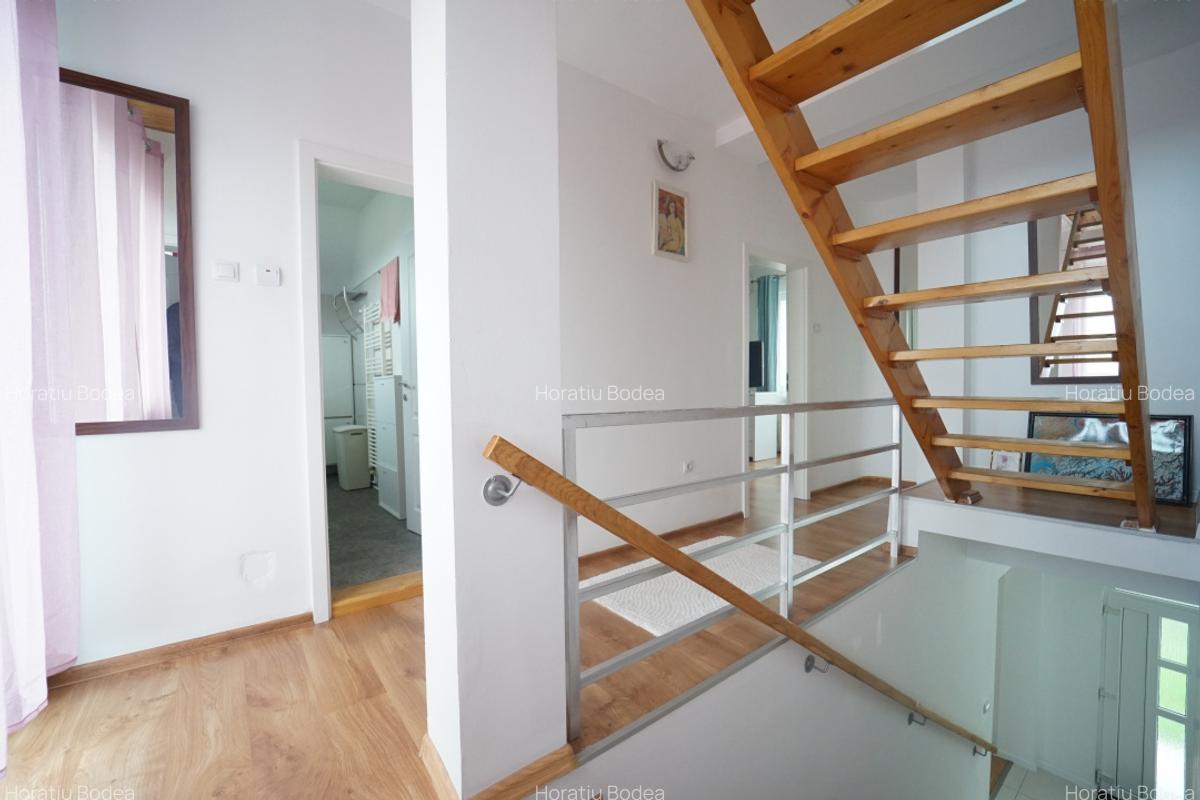 Vanzare Casa 6 camere | teren 600 mp, Su 220 mp |  Panouri PV | Zona Alverna - 9