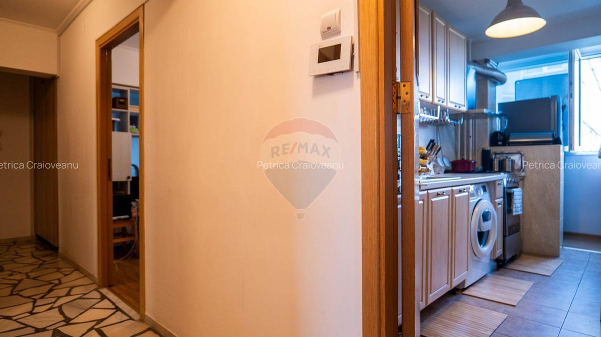 Oferta - Vanzare apartament 4 camere, decomandat, zona Bucur-Obor - 22