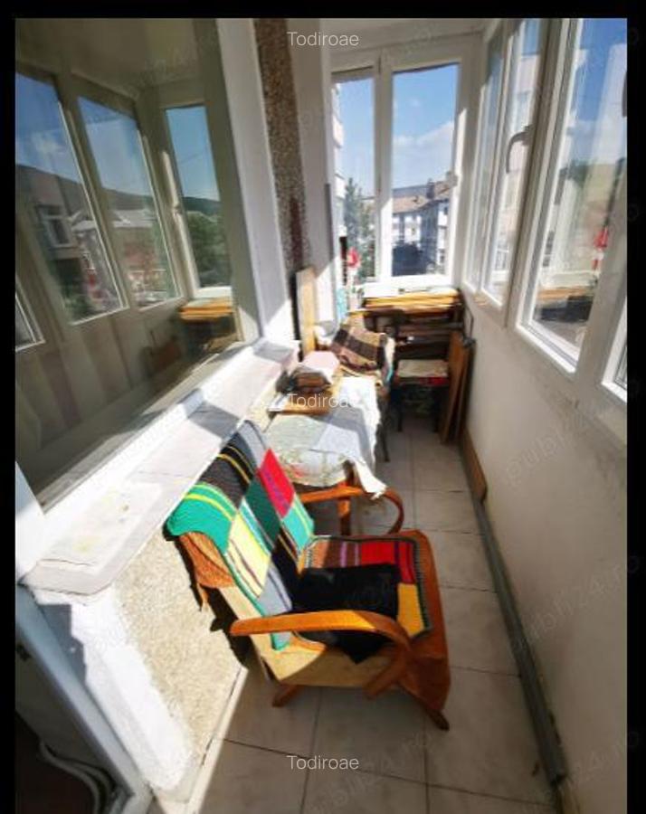 Vand apartamentul meu, cu 1 camera, din Zona Clubului Tineretului, etajul 2, Municipiul Piatra Neamt - 1