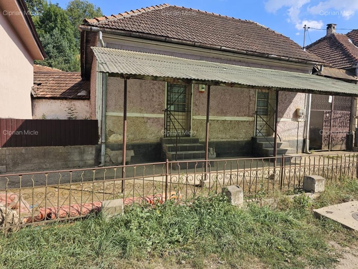 Casa de vacanta cu 4 camere +teren suprafata 2.043 mp, Calugari, Bihor - 2