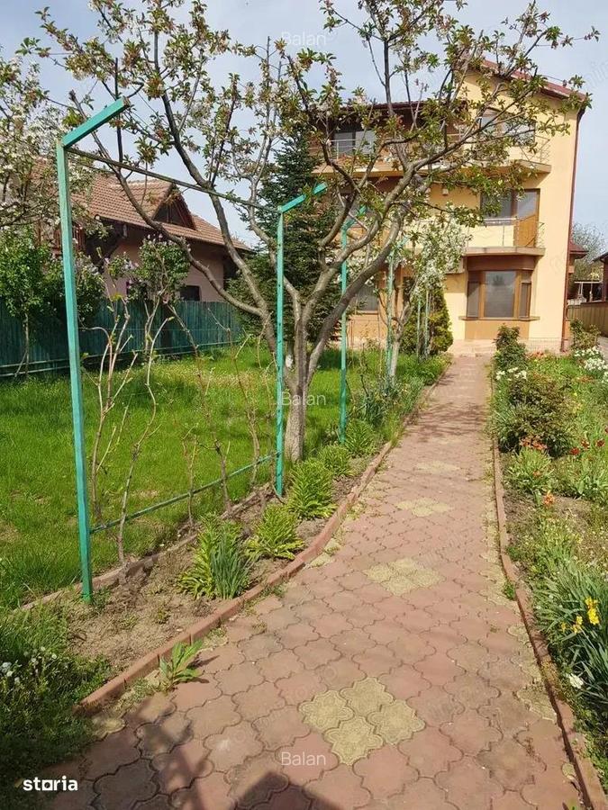 Vila Otopeni, langa Primarie - 1