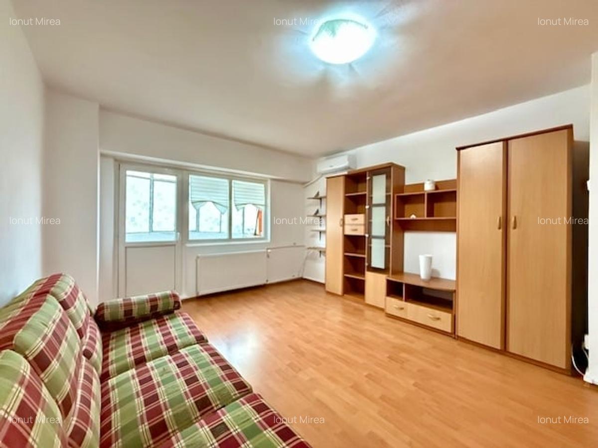 Vitan Mall - Mihai Bravu Metrou | Garsoniera spatioasa - 1