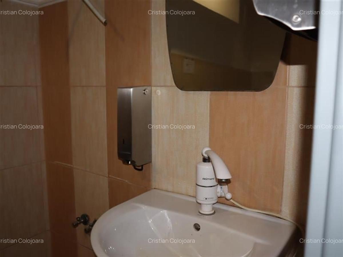 Spațiu comercial, 396 mp în Complex Studențesc - 12