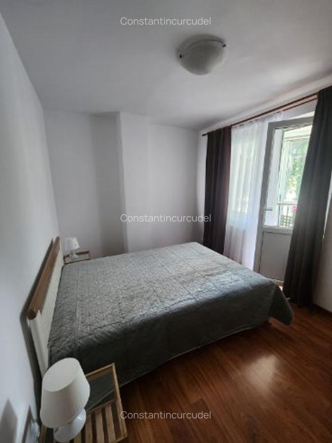 Închiriez apartament cu 3 camere in Brașov l, B-dul Grivitei - 3
