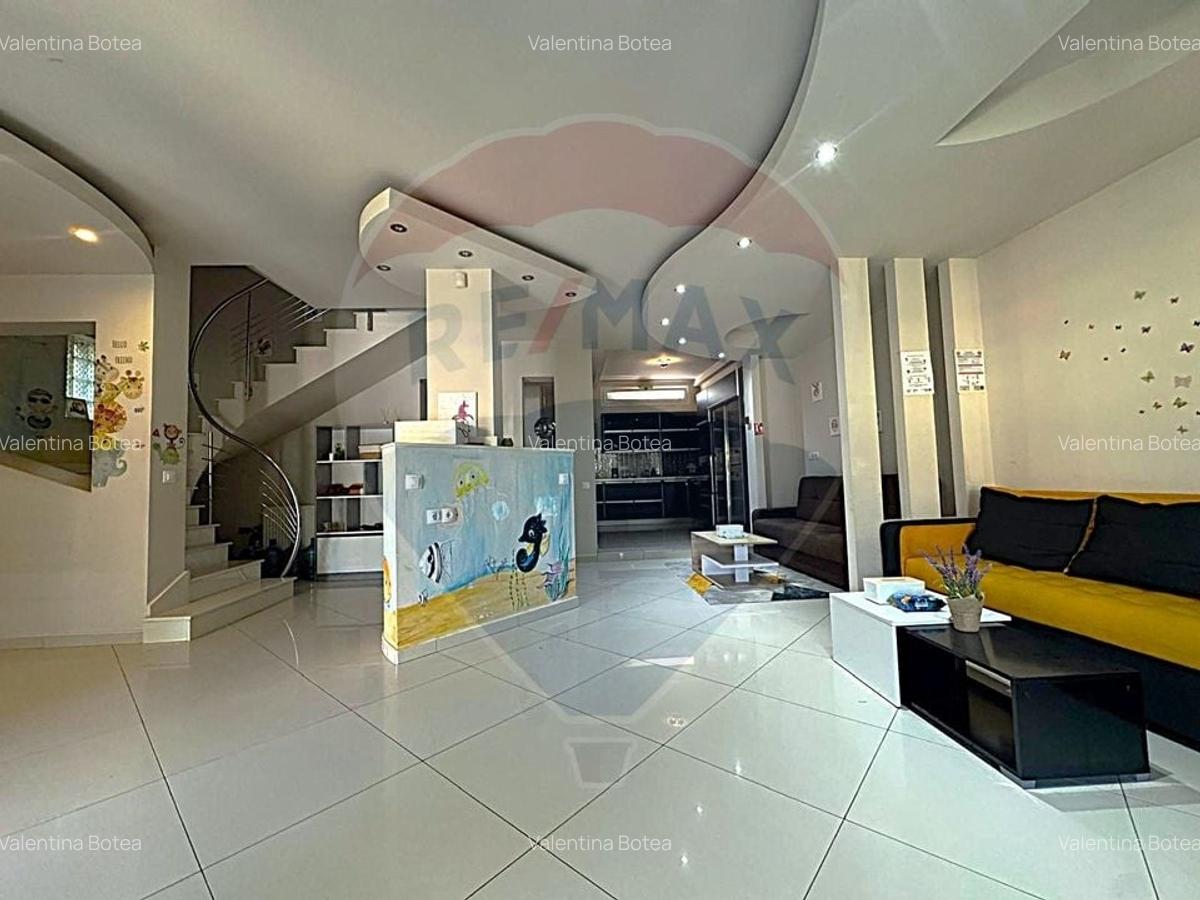 Casa / Vila spatioasa de inchiriat - Militari, zona Moinesti - 2