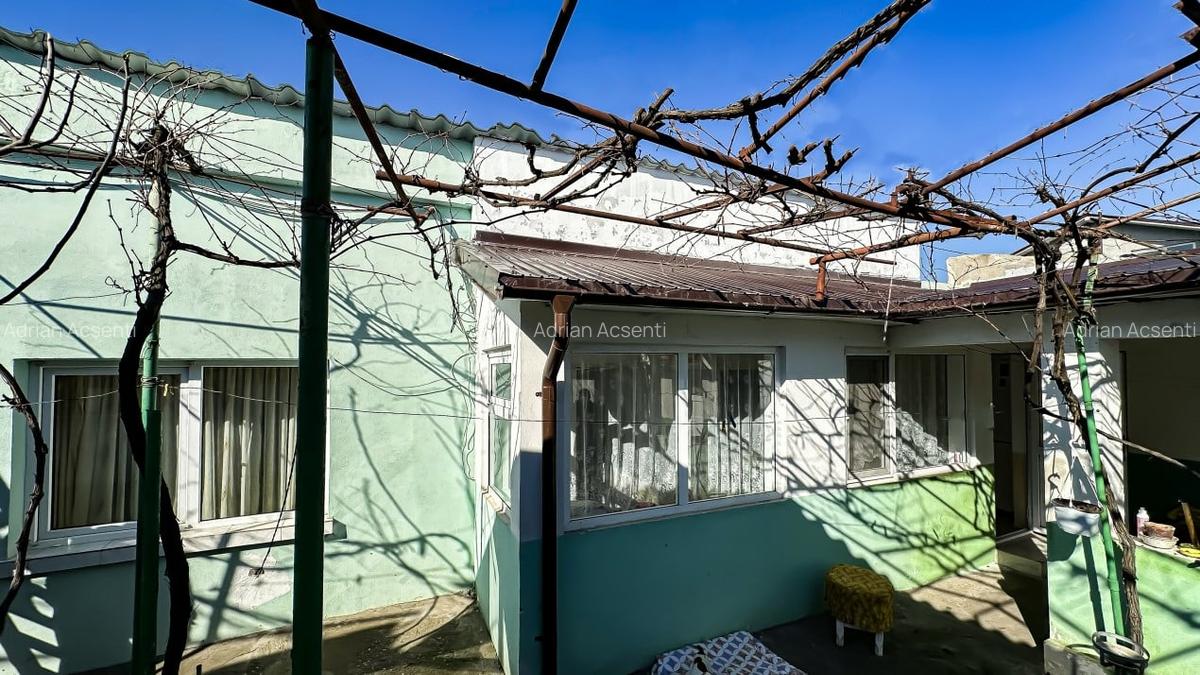 Casa cu 4 camere, in Eforie Nord, renovata, pret exceptional, teren proprietate - 3
