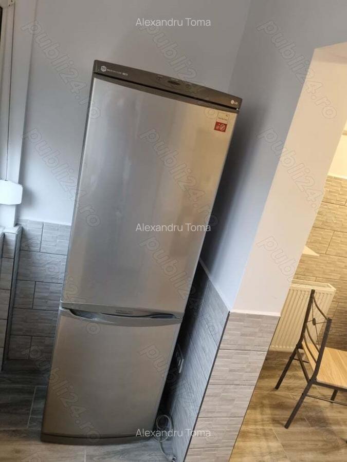 Apartament 2 camere cf 1 decomandat, zona Ghencea vizavi capat tramvai 41, Str Vladeasa nr 5 - 10