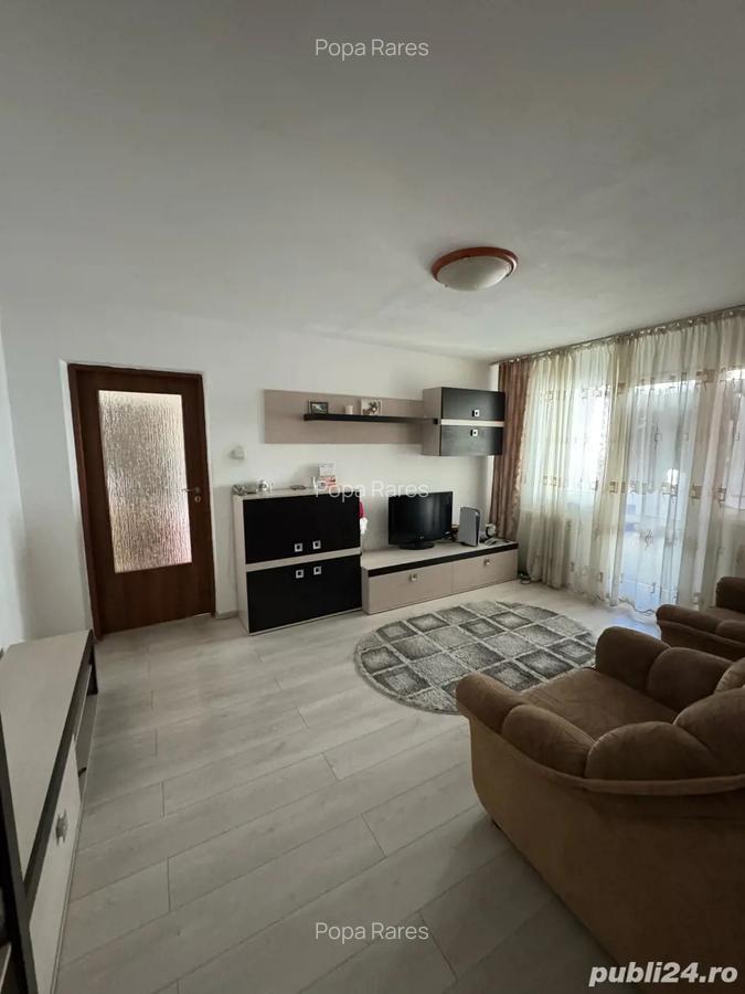 Inchiriez apartament 3 camere-zona Orizont-Bacau - 1 Inchiriez apartament 3 camere-zona Orizont-Bacau - 1