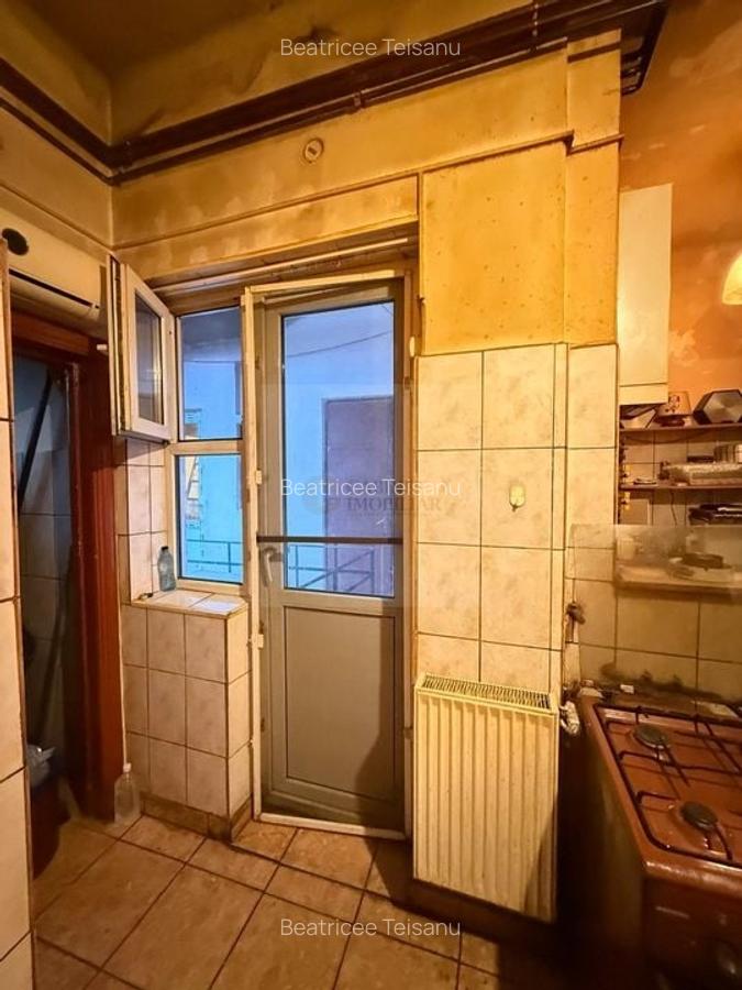 3 camere | Etaj 3/4 | Nemobilat | Universitate - Piata C. A . Rosetti - 19